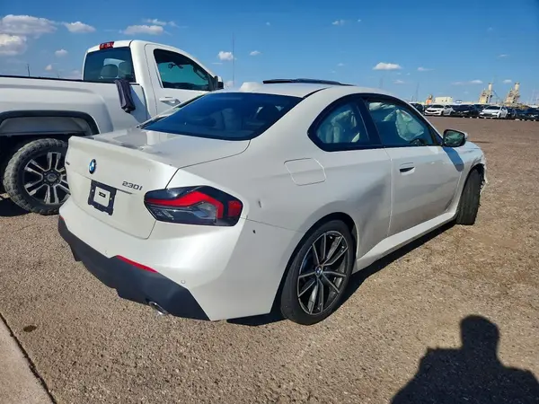 3MW33CM08T8G26239 — 2026 BMW 2ER, фото 3 с аукциона Copart 28.09.2026, Передняя часть