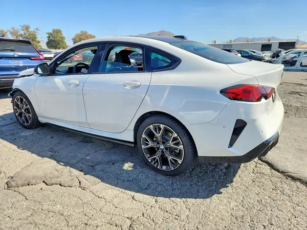 2026 BMW 2ER VIN WBA83GG00T7U78680 фото 2