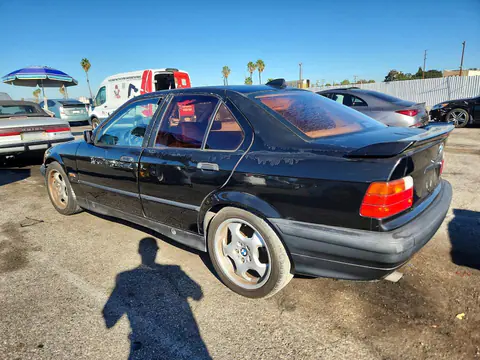 1996 BMW 318 VIN 4USCD832XTLC71290 фото 2