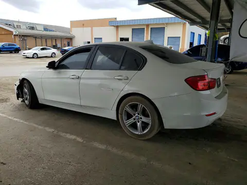 WBA3B1C57EP680687 — 2014 BMW 320, фото 2 с аукциона Copart 29.09.2026, Передняя часть