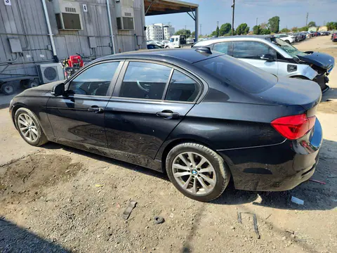 2016 BMW 320 VIN WBA8A9C59GK616156 фото 2