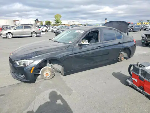 WBA8E1G50JNU90193 — 2018 BMW 320, Вандализм (Vandalism), фото до ремонта