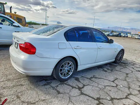 WBAPH5C5XAA440134 — 2010 BMW 328, фото 3 с аукциона Copart 06.10.2026, Задняя часть