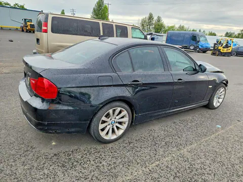 2011 BMW 328 VIN WBAPH7C52BE678193 фото 3