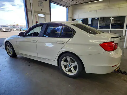 2012 BMW 328 VIN WBA3A5C55CF343738 фото 2
