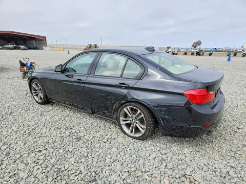 2015 BMW 328 VIN WBA3D3C55FK158421 фото 2