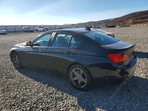 2015 BMW 328 VIN WBA3B3G54FNR87303 фото 2