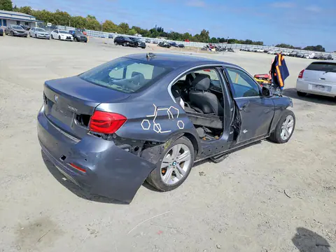 2017 BMW 330 VIN WBA8D9C5XHK678402 фото 3