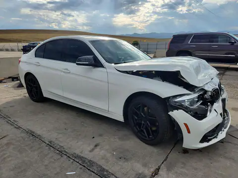 WBA8B9G34HNU54202 — 2017 BMW 330, фото 4 с аукциона Copart 14.10.2026, Передняя часть