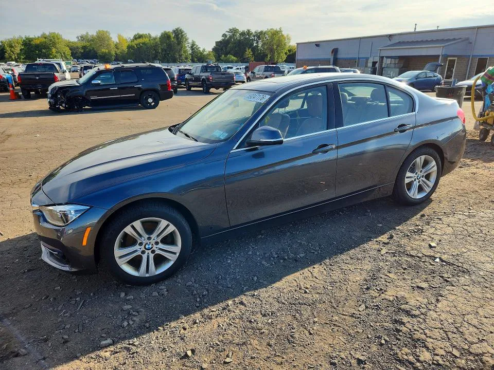 2017 BMW 330 VIN WBA8B9C35HK676593 фото 1