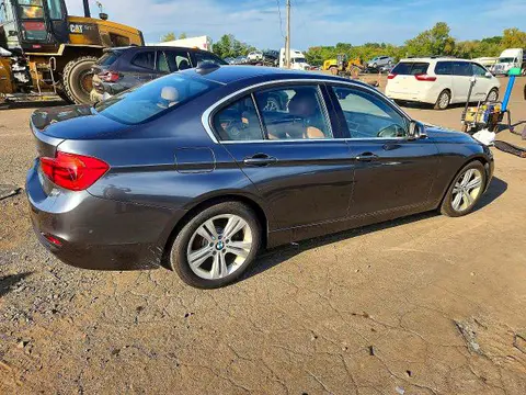 2017 BMW 330 VIN WBA8B9C35HK676593 фото 3