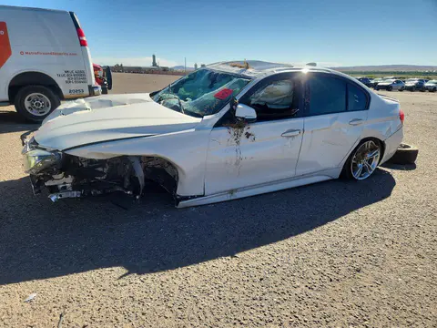 WBA8B3G55JNU82918 — 2018 BMW 340, Опрокидывание (Rollover), фото до ремонта