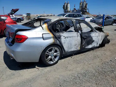 2017 BMW 340i 4d VIN WBA8B3G31HNU36396 фото 3