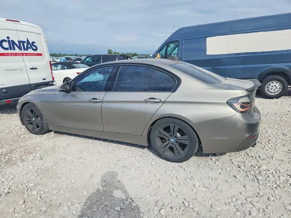 WBA8E3C50GK501804 — 2016 BMW 3ER, фото 2 с аукциона Copart 01.10.2026, Мелкие вмятины и царапины