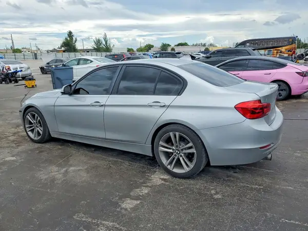 WBA8E5G51GNT94668 — 2016 BMW 3ER, фото 2 с аукциона Copart 10.10.2026, Мелкие вмятины и царапины