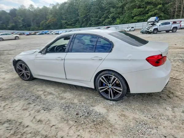 WBA8B7G57GNT96025 — 2016 BMW 3ER, фото 2 с аукциона Copart, Передняя часть