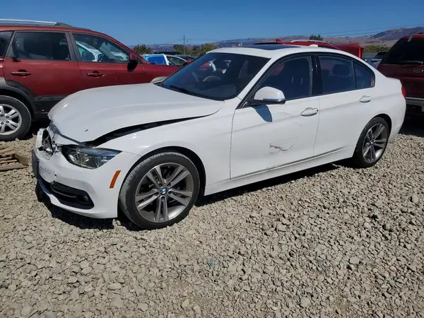 WBA8E9G57GNT81642 — 2016 BMW 3ER, Передняя часть (Front End), фото до ремонта