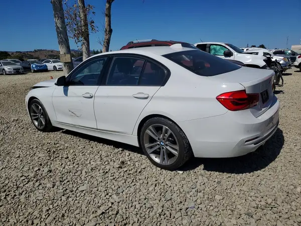 WBA8E9G57GNT81642 — 2016 BMW 3ER, фото 2 с аукциона Copart 29.09.2026, Передняя часть