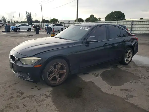 WBA8E5G3XHNU44693 — 2017 BMW 3ER, Задняя часть (Rear End), фото до ремонта