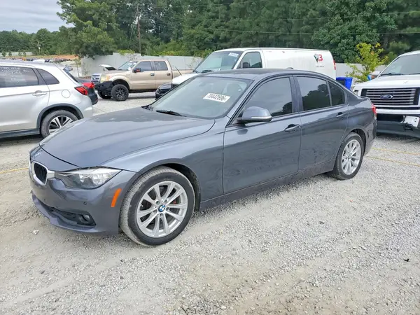 WBA8A9C57HK619946 — 2017 BMW 3ER, Задняя часть (Rear End), фото до ремонта