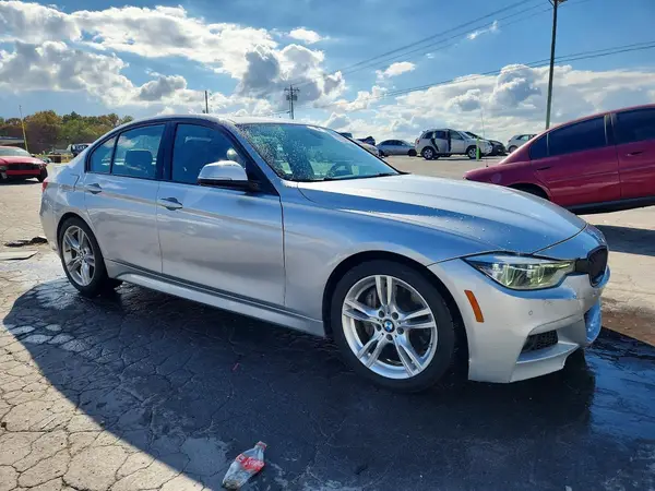 WBA8B3C53HK777503 — 2017 BMW 3ER, фото 4 с аукциона Copart, Передняя часть