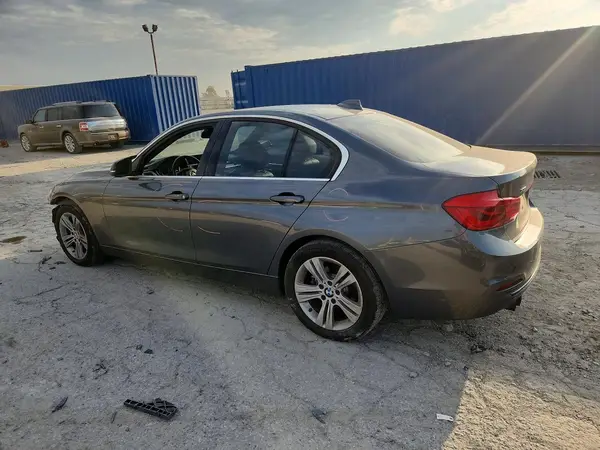 WBA8D9C51JA614180 — 2018 BMW 3ER, фото 2 с аукциона Copart 06.10.2026, Передняя часть