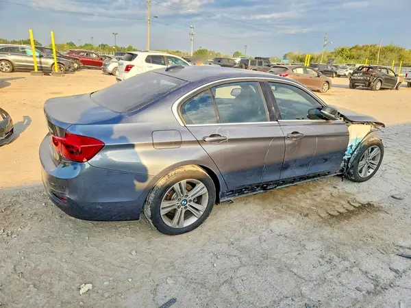 WBA8D9C51JA614180 — 2018 BMW 3ER, фото 3 с аукциона Copart 06.10.2026, Передняя часть