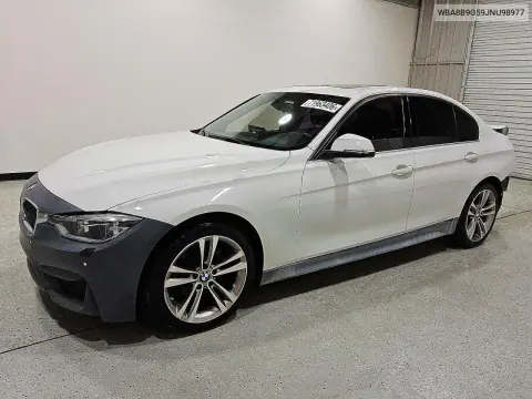WBA8B9G59JNU98977 — 2018 BMW 3ER, Повреждение корпуса, фото до ремонта