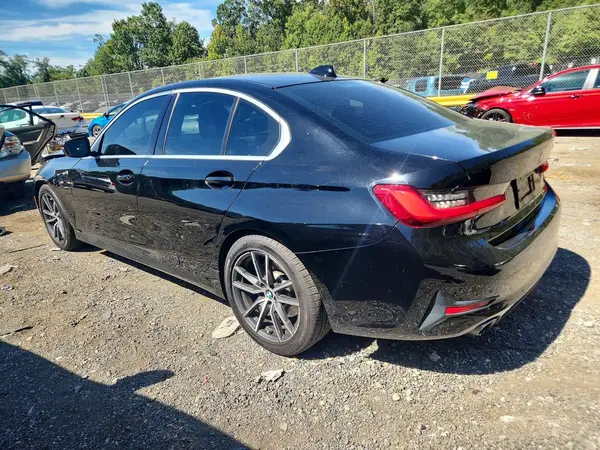3MW5R1J53K8B03270 — 2019 BMW 3ER, фото 2 с аукциона Copart, Передняя часть