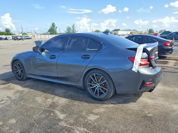 WBA5R1C5XKAK12875 — 2019 BMW 3ER, фото 2 с аукциона Copart, Задняя часть
