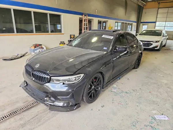 3MW5R7J57K8B02495 — 2019 BMW 3ER, Крыша (Top/Roof), фото до ремонта