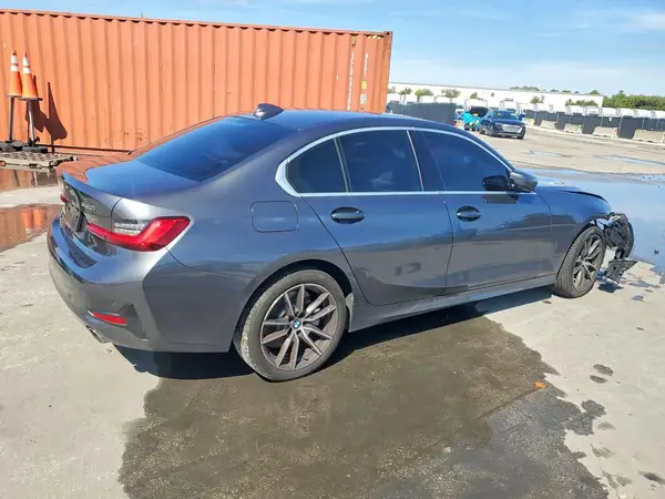 3MW5R7J07L8B36345 — 2020 BMW 3ER, фото 3 с аукциона Copart 13.10.2026, Передняя часть