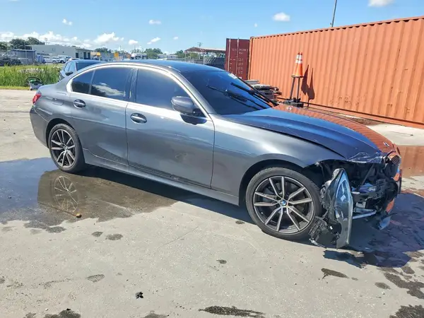 3MW5R7J07L8B36345 — 2020 BMW 3ER, фото 4 с аукциона Copart 13.10.2026, Передняя часть