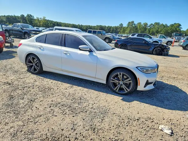 3MW5R7J04L8B18871 — 2020 BMW 3ER, фото 4 с аукциона Copart, Механические повреждения
