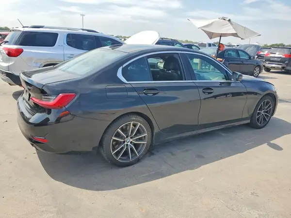 3MW5R1J06L8B05651 — 2020 BMW 3ER, фото 3 с аукциона Copart, Боковая часть