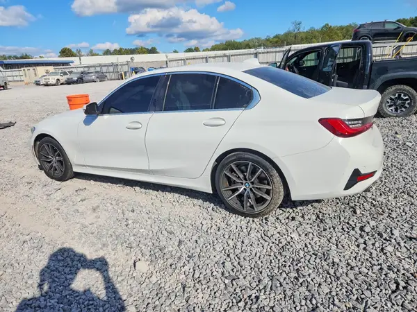 3MW5R1J01L8B14855 — 2020 BMW 3ER, фото 2 с аукциона Copart, Боковая часть