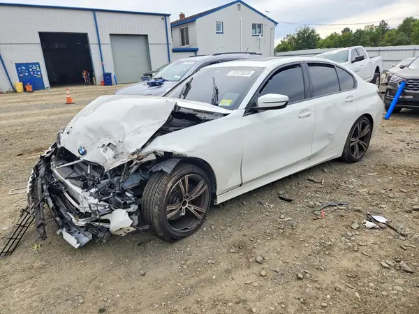 3MW5R7J09M8B86293 — 2021 BMW 3ER, Передняя часть (Front End), фото до ремонта