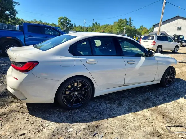 3MW5R7J00N8C76109 — 2022 BMW 3ER, фото 3 с аукциона Copart 01.10.2026, Передняя часть