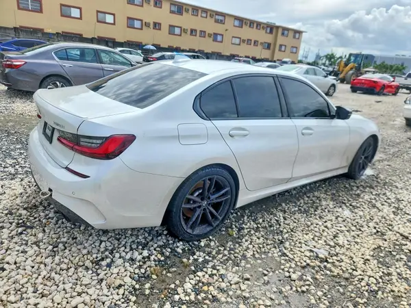 3MW5R1J06N8C68223 — 2022 BMW 3ER, фото 3 с аукциона Copart, Механические повреждения