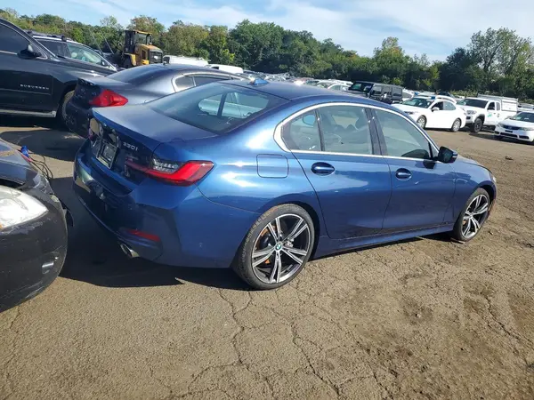 3MW89FF00R8E19078 — 2024 BMW 3ER, фото 3 с аукциона Copart 02.10.2026, Подтопление