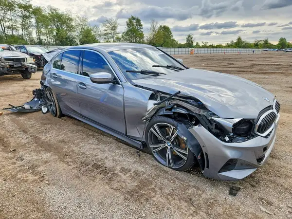 3MW89FF08R8E04361 — 2024 BMW 3ER, фото 4 с аукциона Copart, Задняя часть