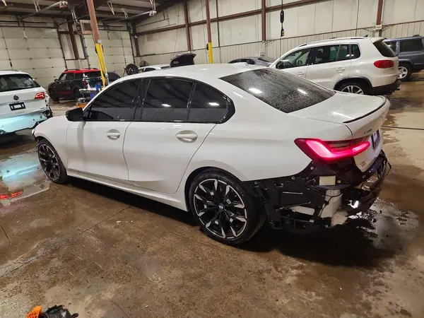 2025 BMW 3ER VIN 3MW69FT06S8F47388 фото 2