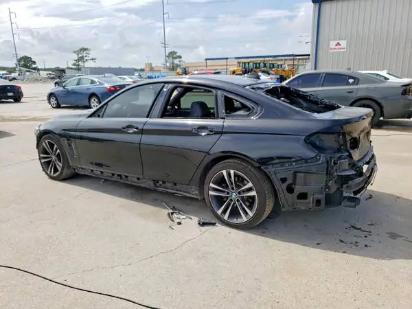 WBA4J1C0XLCE45879 — 2020 BMW 4ER, фото 2 с аукциона Copart, Вандализм