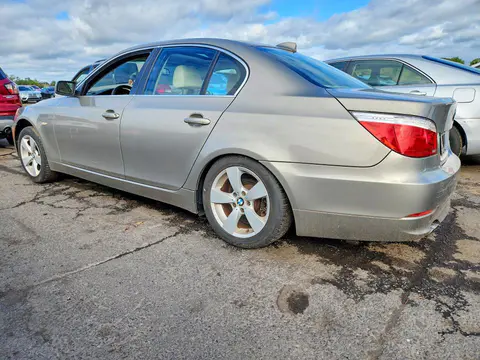2008 BMW 528 VIN WBANV13588CZ56225 фото 2