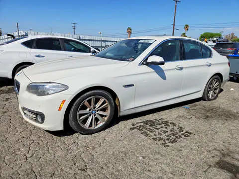 WBA5A5C52FD524949 — 2015 BMW 528, Боковая часть (Side), фото до ремонта