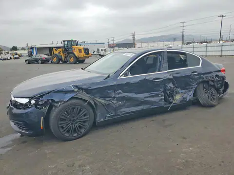 WBAJA5C53JG898265 — 2018 BMW 530, Задняя часть (Rear End), фото до ремонта
