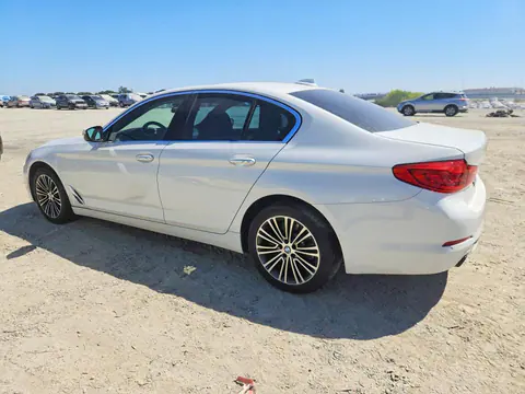 2018 BMW 530 VIN WBAJA5C50JG898403 фото 2