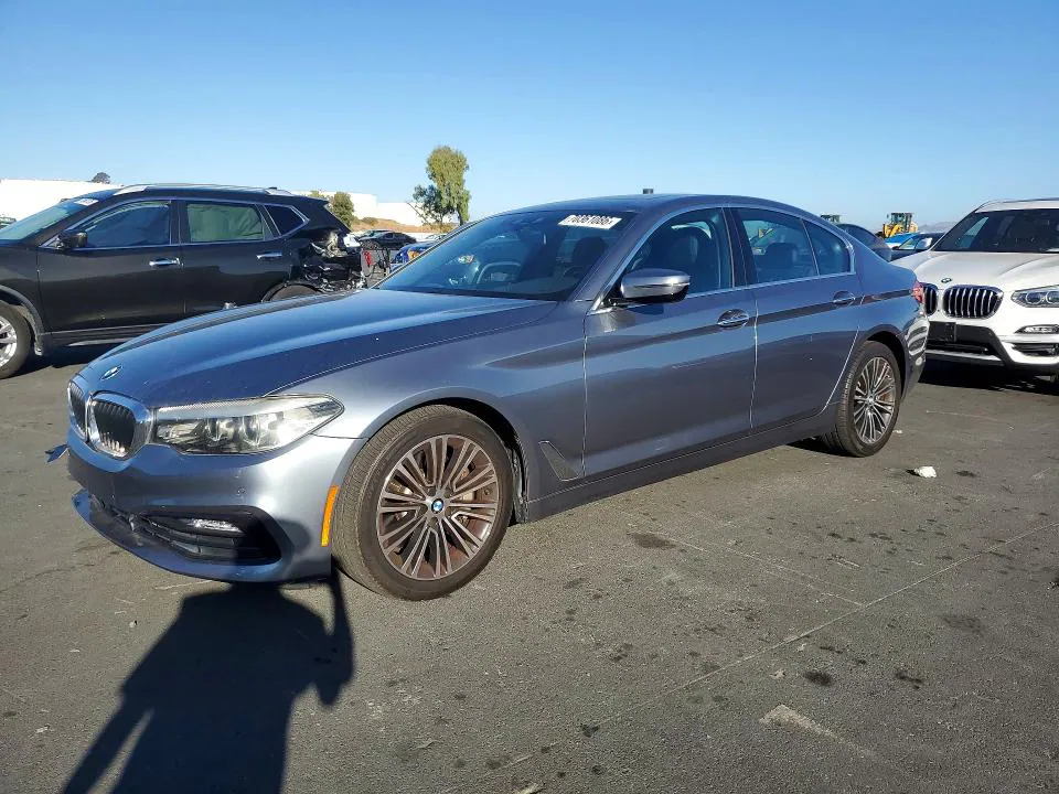 2018 BMW 530 VIN WBAJA5C55JWA57301 фото 1