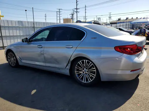 2019 BMW 530e VIN WBAJA9C58KB399581 фото 2
