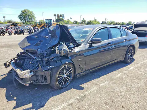 WBA13AG07NCK27583 — 2022 BMW 530E, Передняя часть (Front End), фото до ремонта